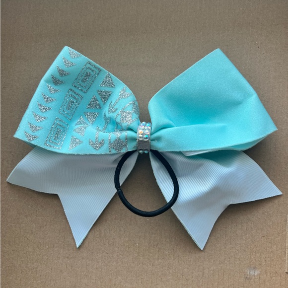 Cheer Bow - Picture 2 of 2